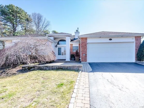 127 Hiland #127, Commack, NY 11725