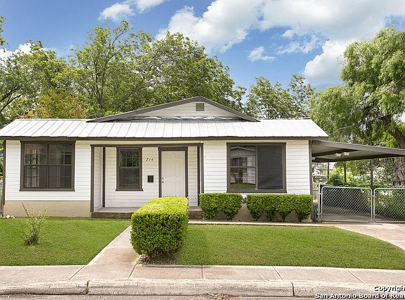 2nd image of 214 Villareal St