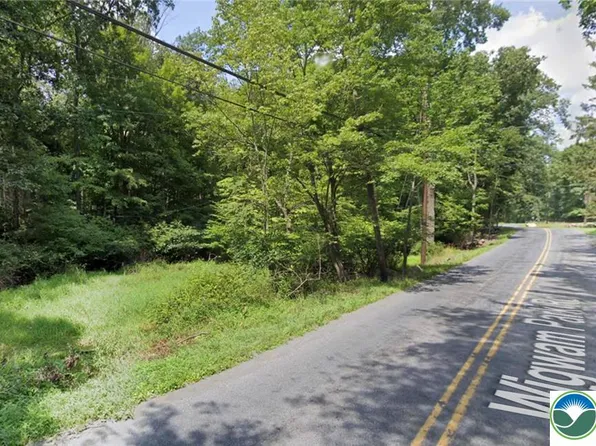 Wigwam Park Rd, Stroudsburg, PA 18360