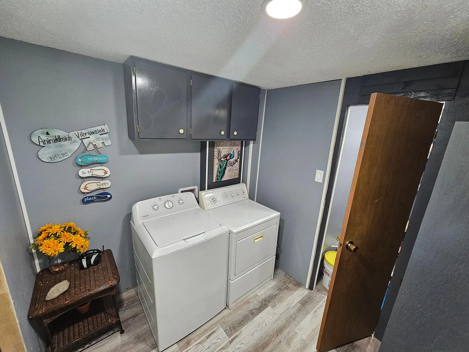 1256 Hawk Ave — Photo 3