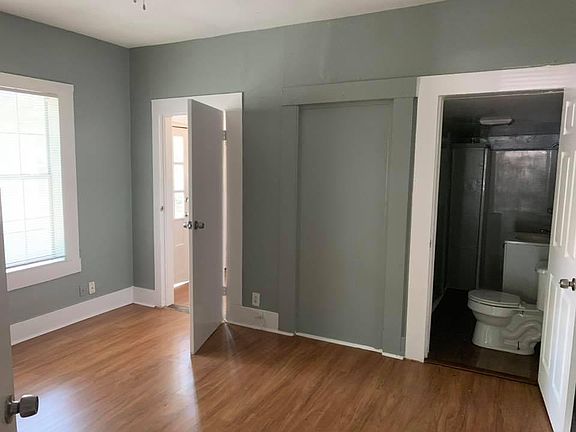 4th image of 1718 Santa Monica St