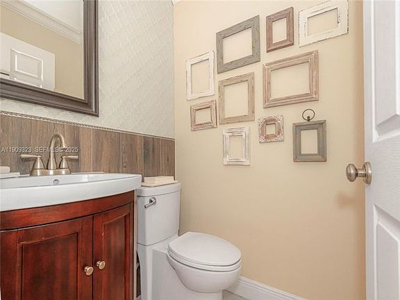 5th image of 597 NW 208th Dr #1
