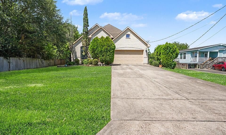 1st image of 2424 Rue De Lafitte Dr