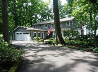 6390 Lake Shore Dr, Erie, PA 16505