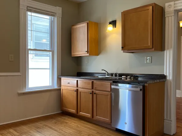 3104 S Griffin Ave Unit 1, Milwaukee, WI 53207