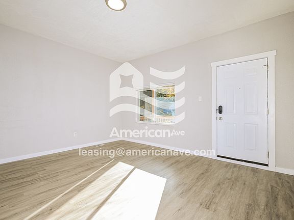 4-Living Room