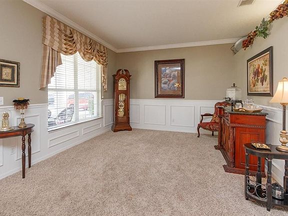 5th image of 1345 Selbydon Way