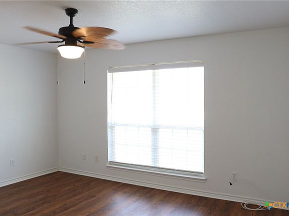 5th image of 333 Lake Point Rd