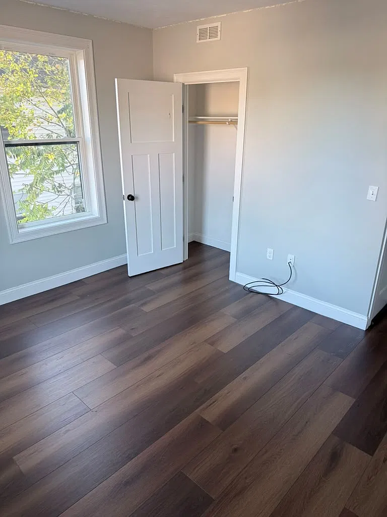 3 bed, $2,500 — Photo 2