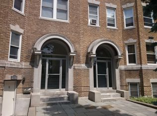 19 Westbourne Ter APT 3, Brookline, MA 02446