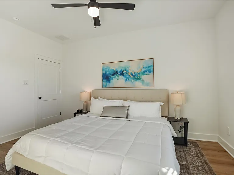 8017 Cora St #B — Photo 25