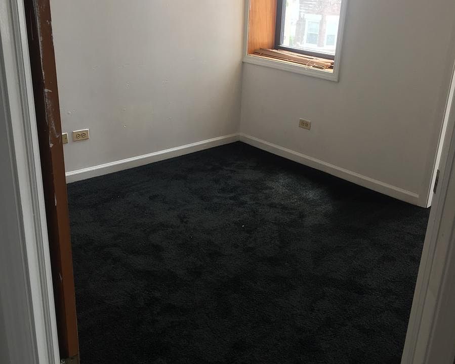1st image of 3650 W Grenshaw St APT 3