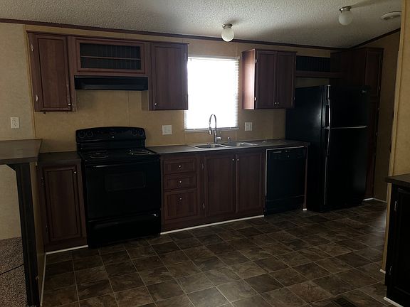 4th image of 1309 Scarbrough St