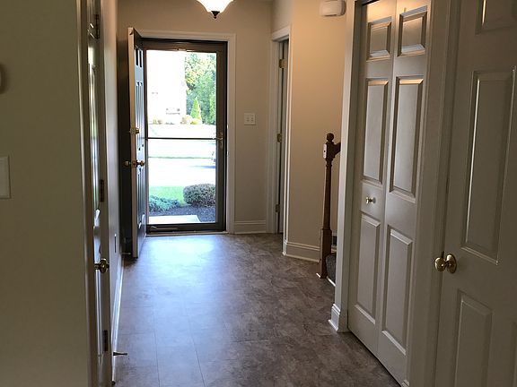 Entry way