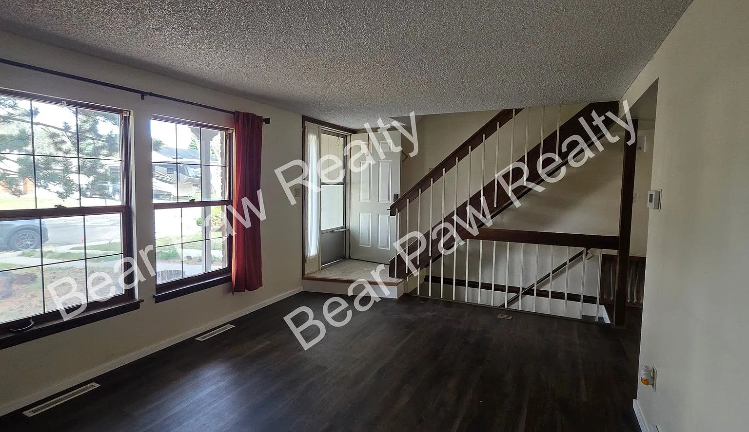 2621 Sagebrush Ave — Photo 3