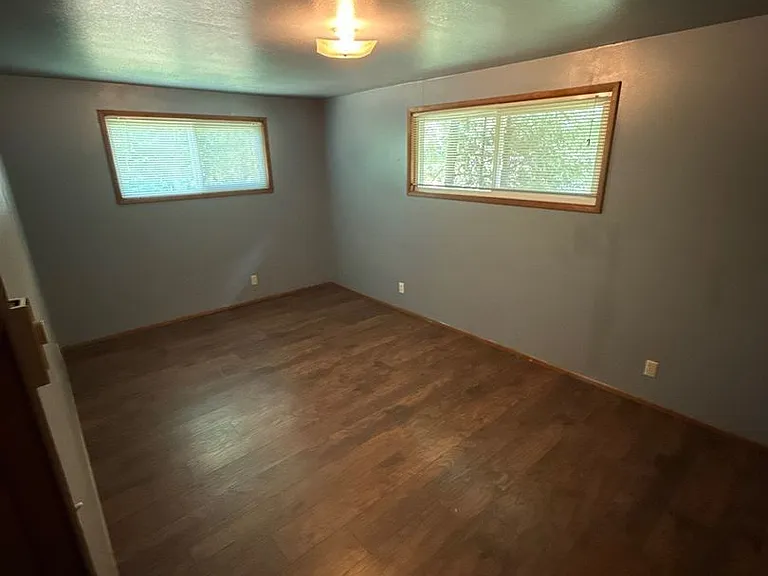 2435 City View St — Photo 14