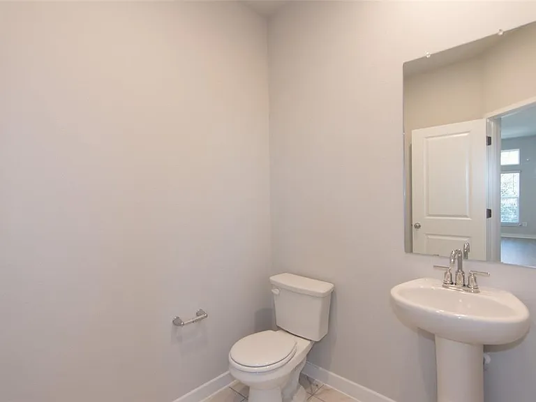 605 W South St #432 — Photo 16