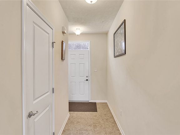 5th image of 5270 Lantern Hill Ext