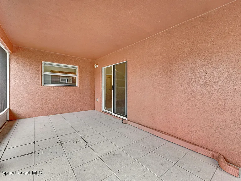 1416 Martinez St SE — Photo 23