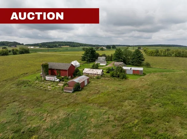 N8083 Fuchs Ln, Waterloo, WI 53594
