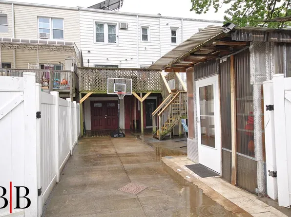 1677 East 34, Brooklyn, NY 11234