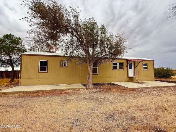 530 Janice St, Mojave, CA 93501