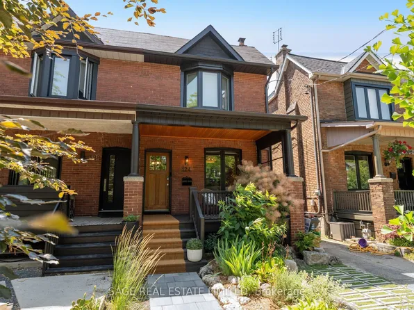 124 Evans Ave, Toronto, ON M6S 3V8