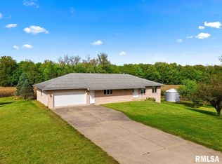 2807 E Truitt Rd, Chillicothe, IL 61523