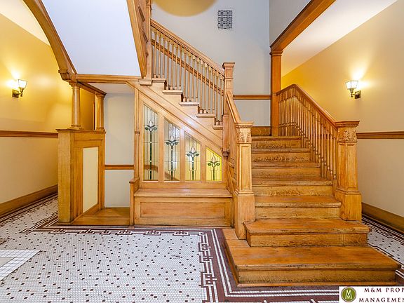 3rd image of 112 Home Ave APT 202