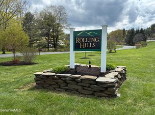 3 Rolling Hls #2, Lenox, MA 01240