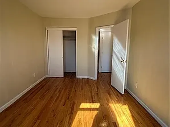 2072 East 68th Street image 9 of 24