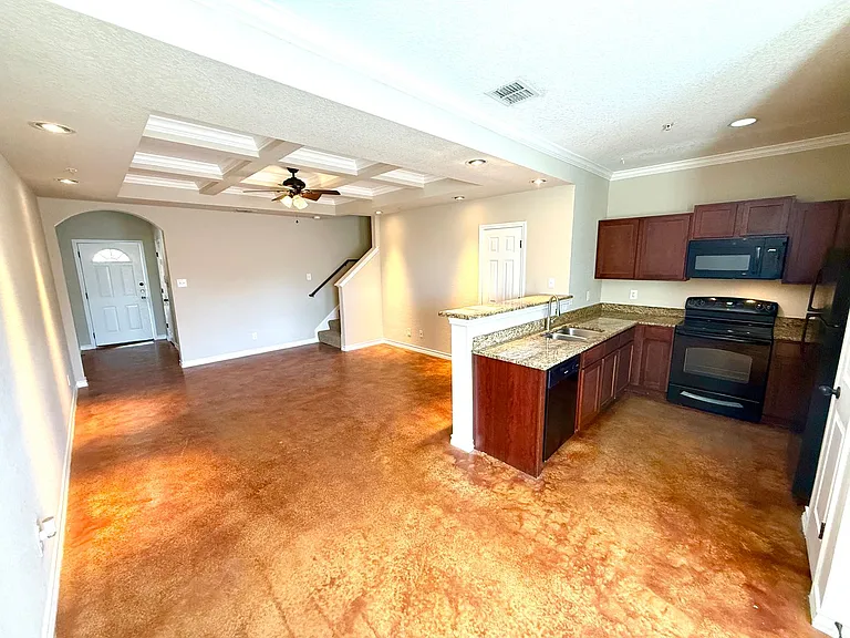 6406 Attucks Ln — Photo 4