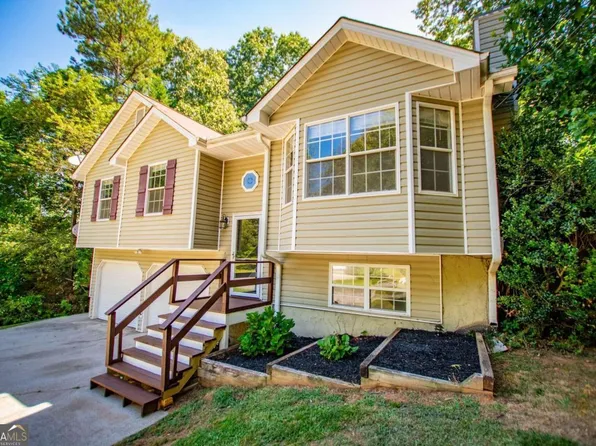 465 Blake Dr, Douglasville, GA 30134