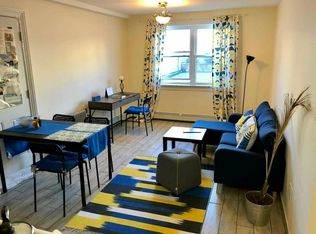 25-36 48th St #1A, Astoria, NY 11103