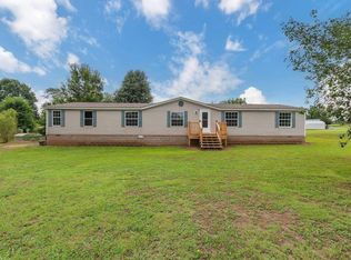 11 B L Edwards Rd, Humboldt, TN 38343