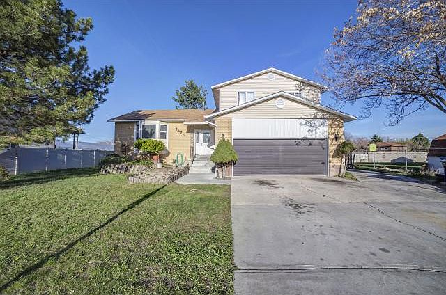 1st image of 3173 S Stanton Dr