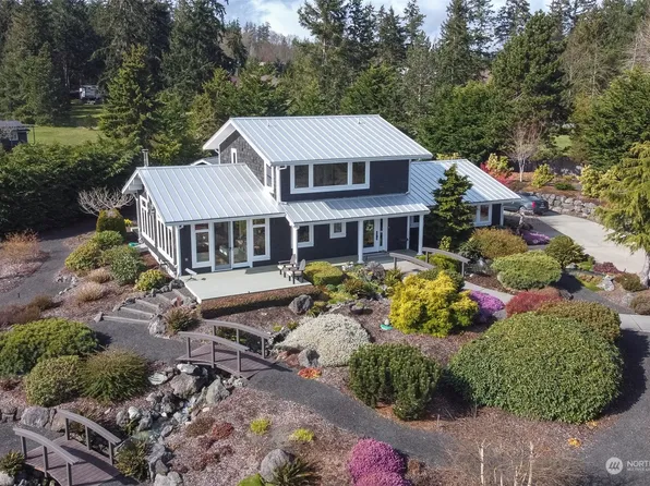 281 Old Schoolhouse Road, Sequim, WA 98382