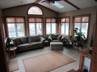 E7907 E Lake Virginia Rd, Reedsburg, WI 53959