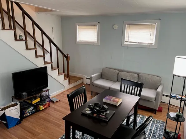 23 Myrtle St #3, Orono, ME 04473