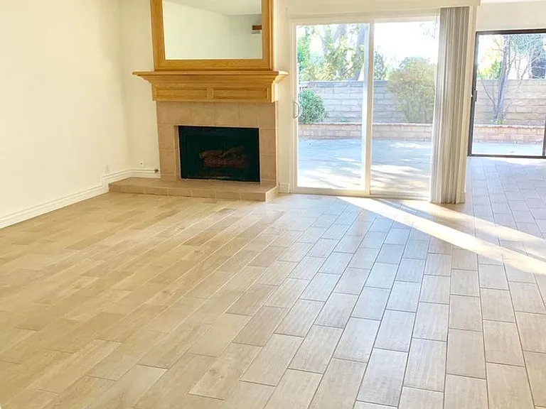 937 Shadow Lake Dr — Photo 3