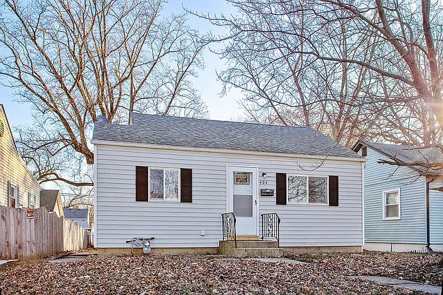 404 Park Dr photo 1