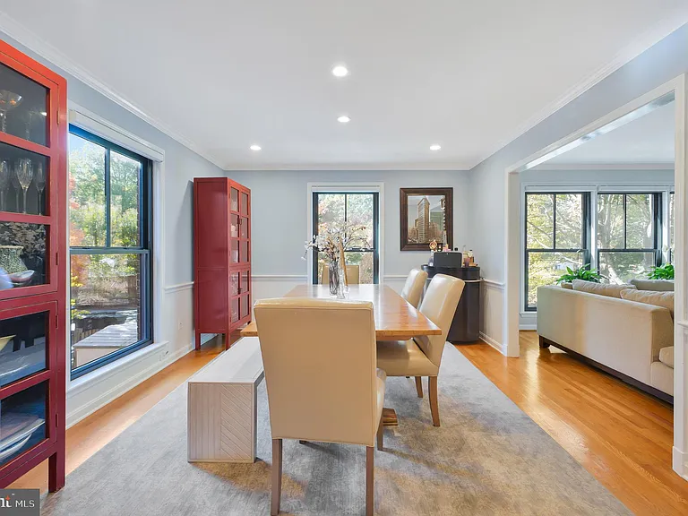 4732 Massachusetts Ave NW — Photo 14