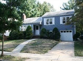 3434 Homestead Ave, Wantagh, NY 11793