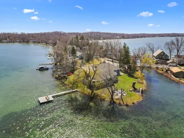 298 West Park DRIVE, Twin Lakes, WI 53181