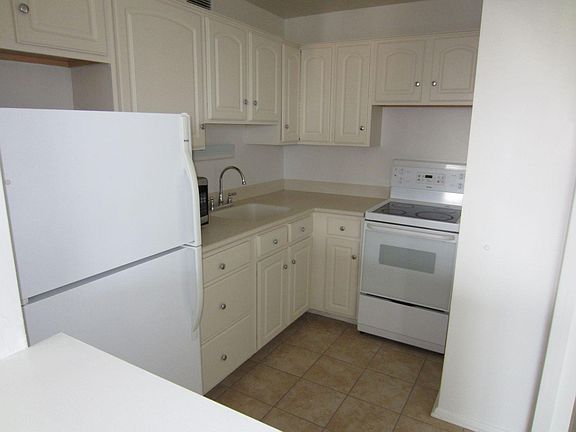 5th image of 4250 N Marine Dr APT 1614
