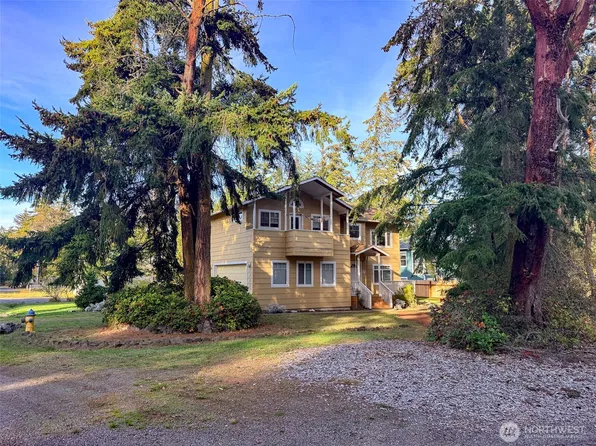 1344 Hancock Street, Port Townsend, WA 98368