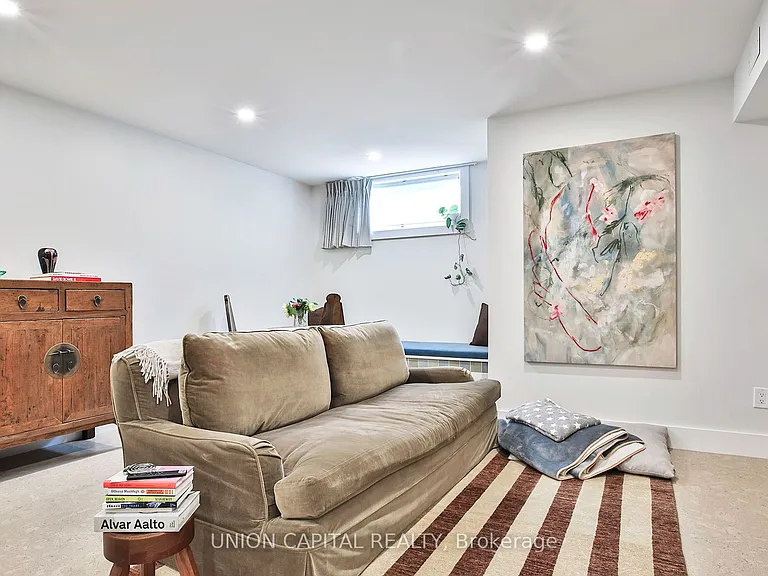 278 Lisgar St #C — Photo 7