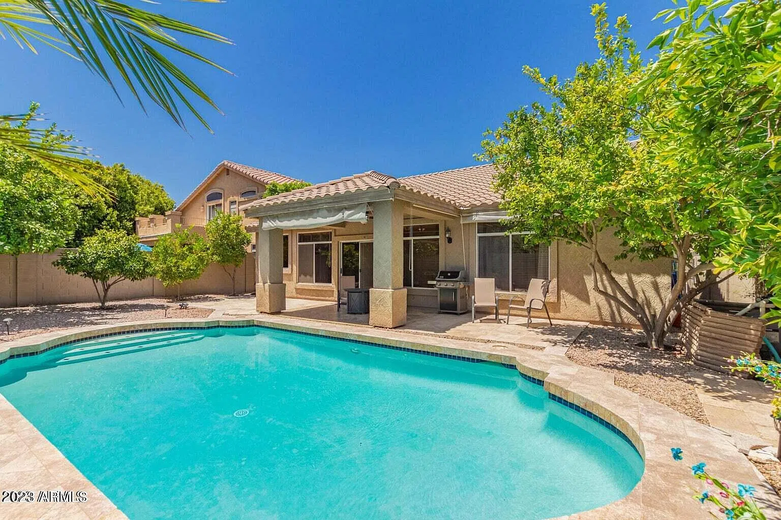 3 bed, 2.0 bath, 1664 sqft, $2,695 — Photo 3