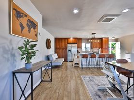 6421 Carthage St, San Diego, CA