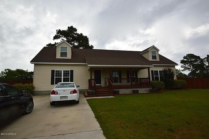 1st image of 100 Marina Leigh Dr
